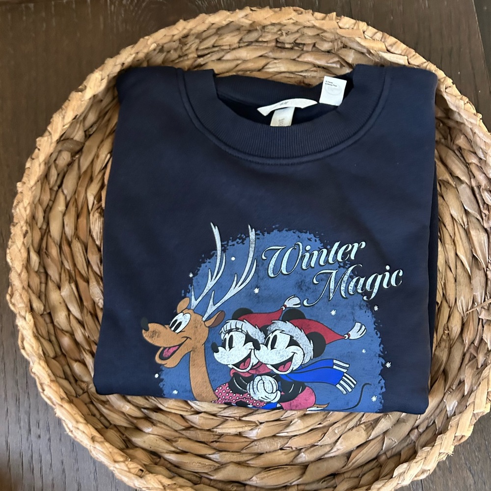 H&M Disney Holiday Graphic Sweatshirt Size SMALL
